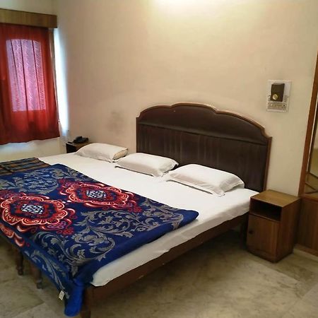 Hotel Vinayakam Udajpur Zewnętrze zdjęcie