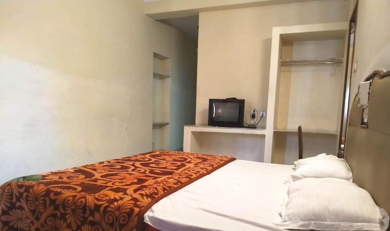 Hotel Vinayakam Udajpur Zewnętrze zdjęcie