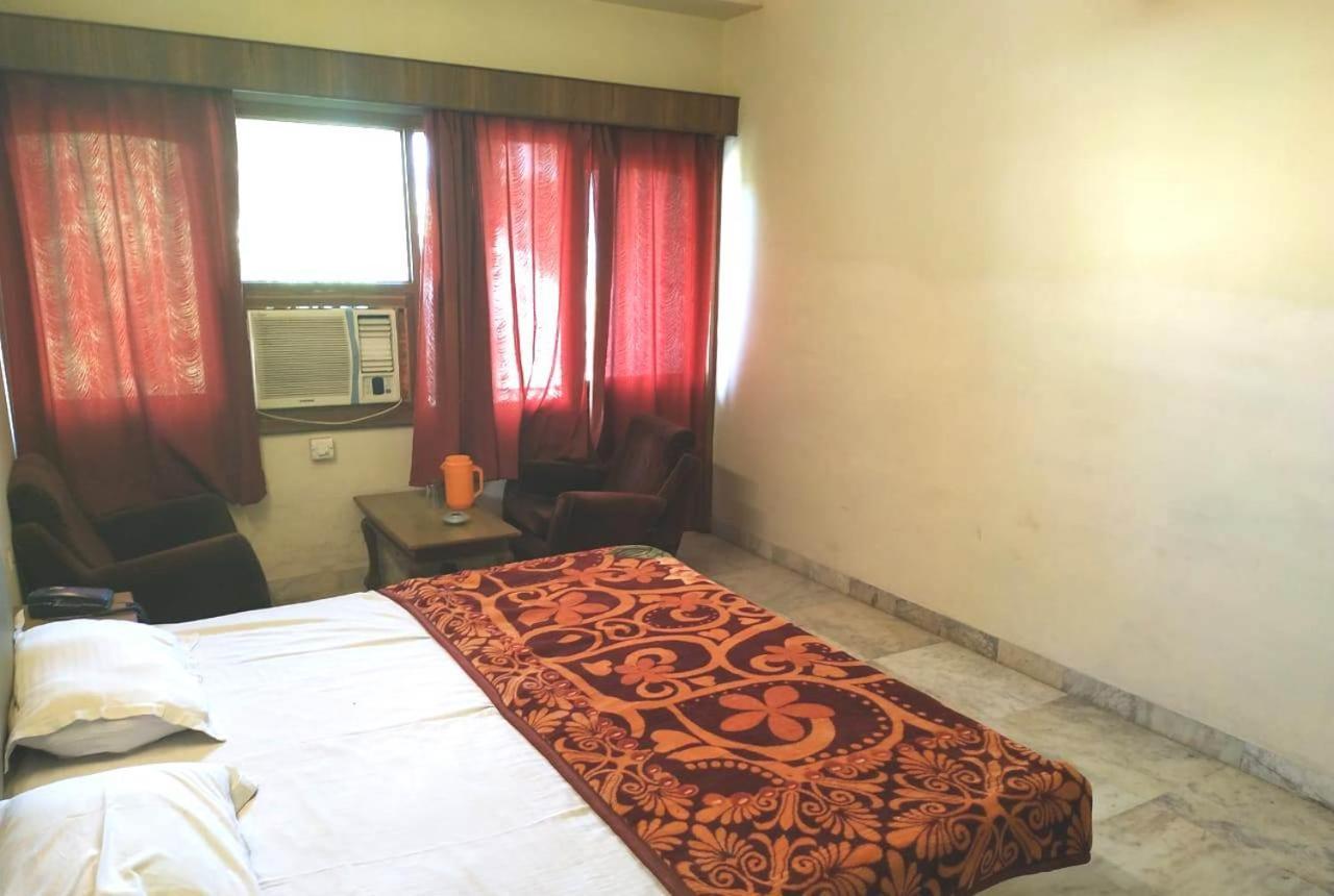 Hotel Vinayakam Udajpur Zewnętrze zdjęcie