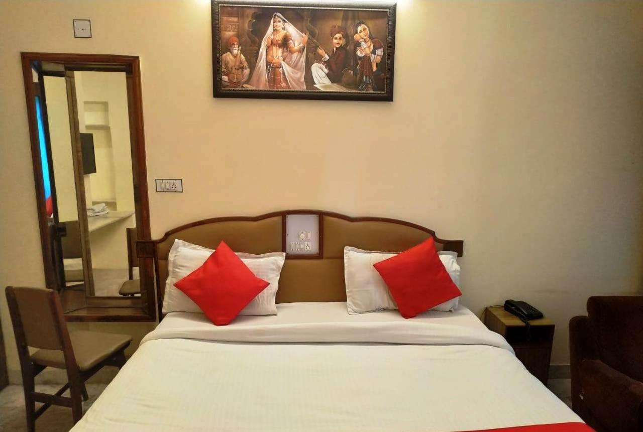 Hotel Vinayakam Udajpur Zewnętrze zdjęcie