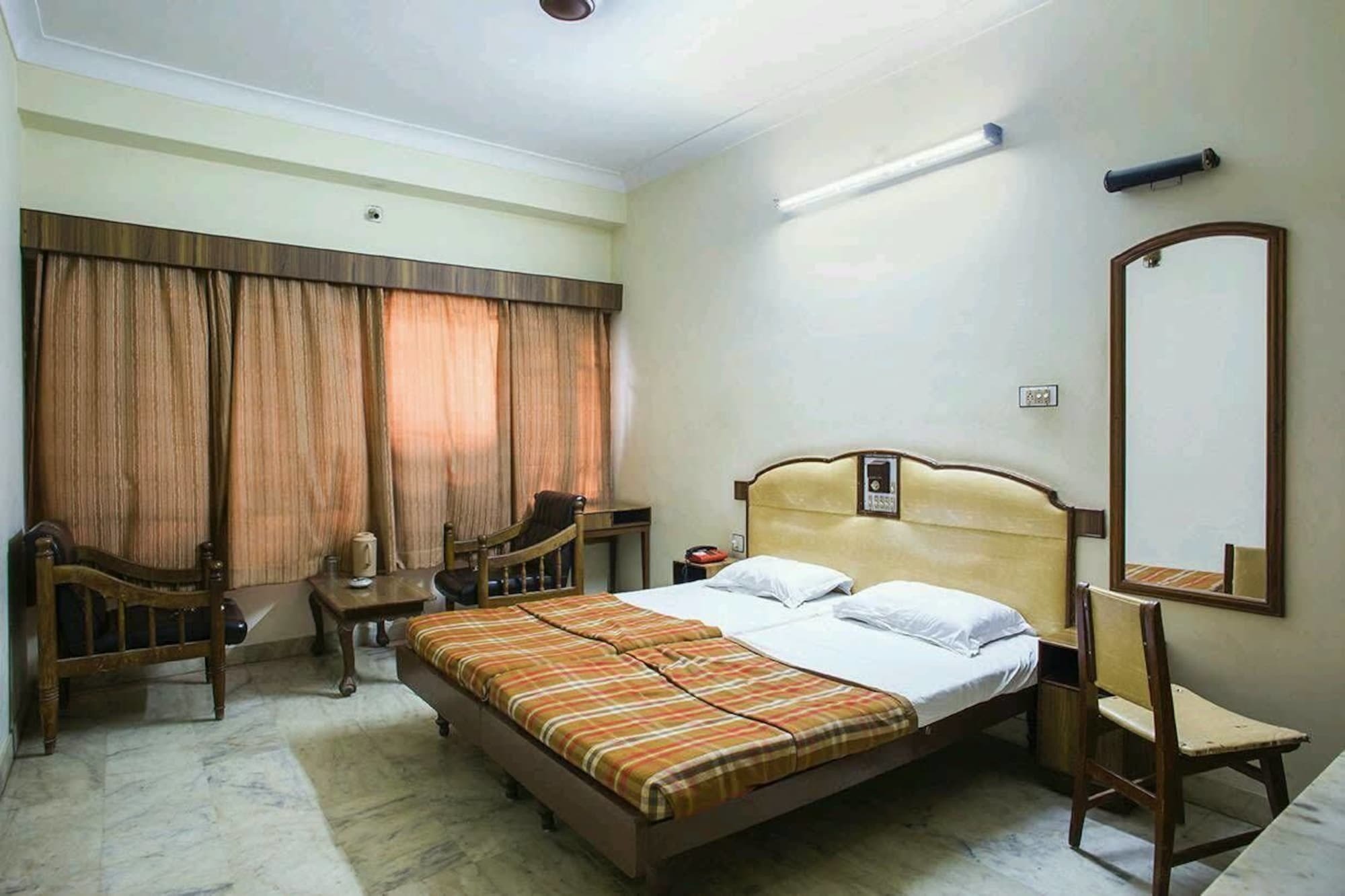 Hotel Vinayakam Udajpur Zewnętrze zdjęcie